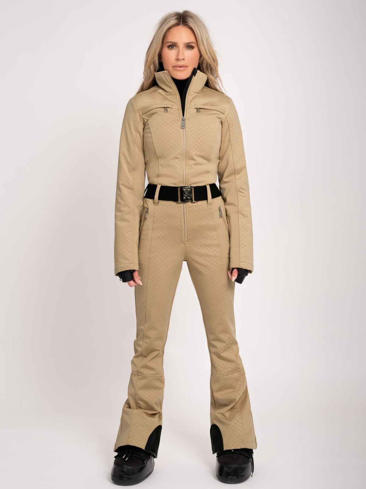 Nikkie Logo Skioverall Damen beige beige Bild 2