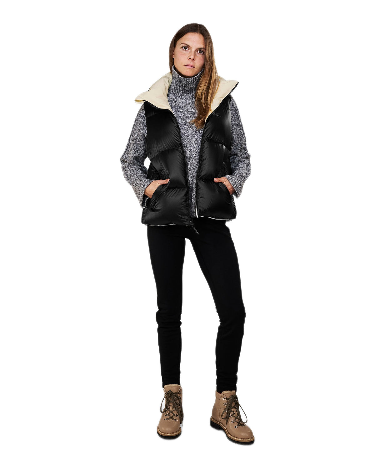 The Mountain Studio V-15 WR Damen-Daunenweste beige Bild 5