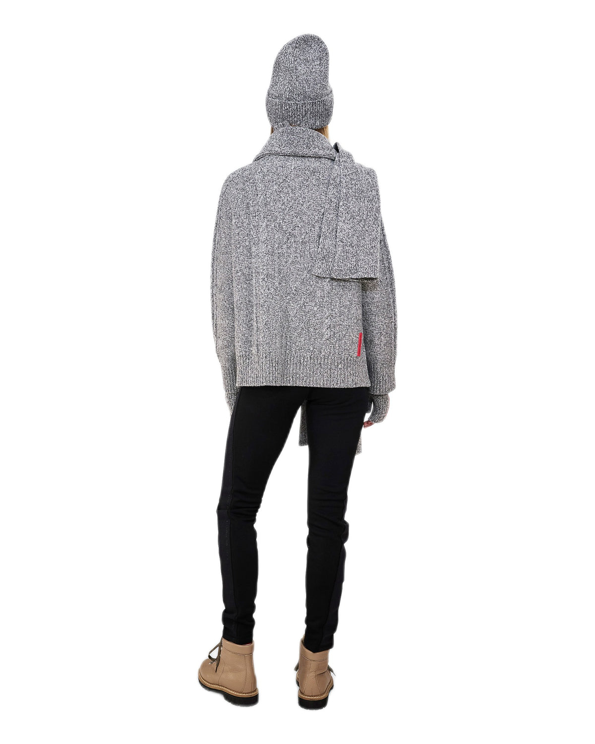 The Mountain Studio C-22 Unisex-Strickmütze grau Bild 6