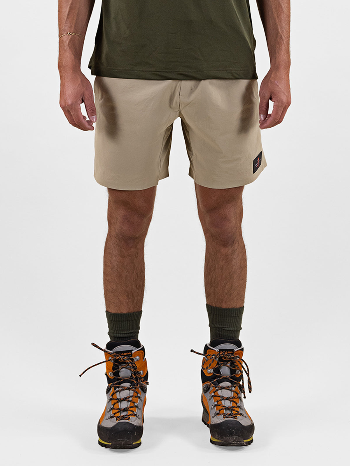 The Mountain Studio LA-1291 Short Herren beige beige Bild 2