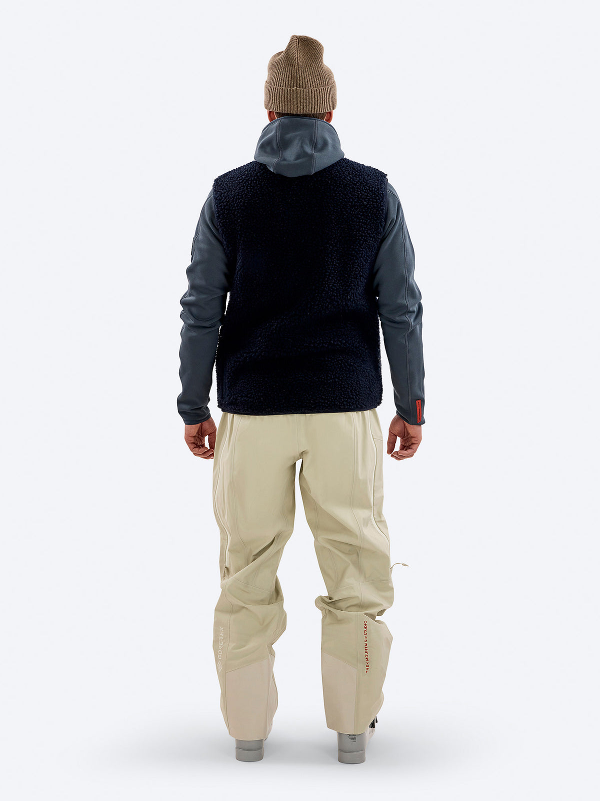 V-5 Soft Wool Pile Vest - THE MOUNTAIN STUDIO - MEINFREUDENHAUS